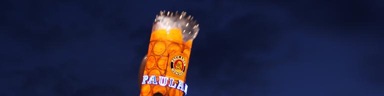 Paulaner Festzelt mit 24m hohem Turm